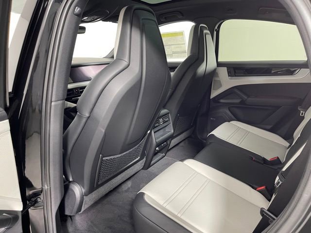 New 2026 Porsche Cayenne E-Hybrid Coupe image 29