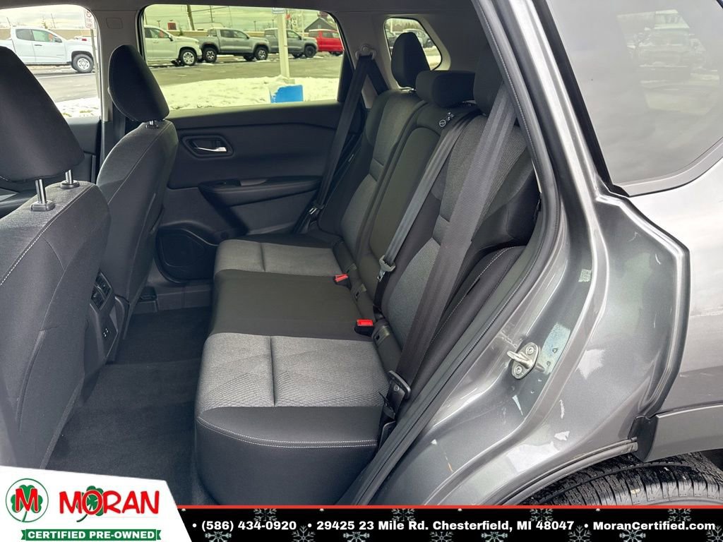 Used 2024 Nissan Rogue SV image 23