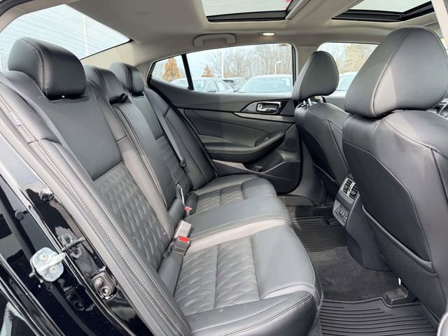 Used 2023 Nissan Maxima Platinum w/ Sport Mat Group image 13