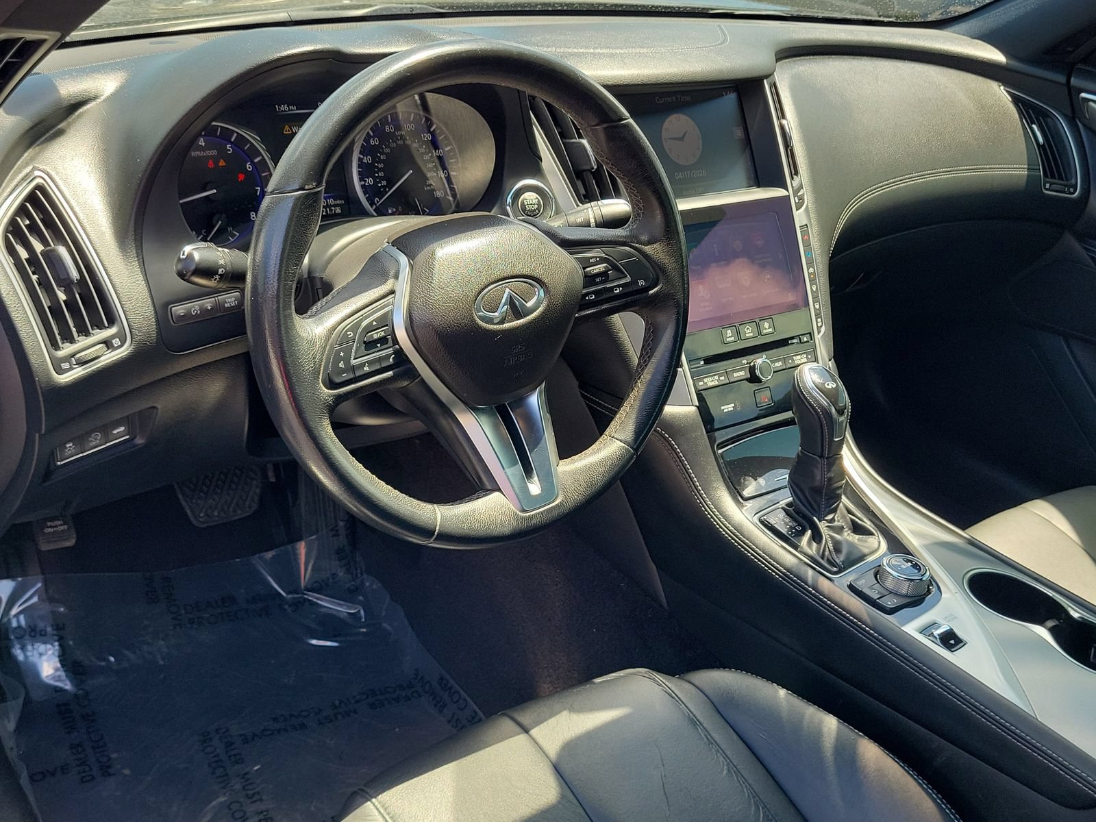 Used 2017 INFINITI Q60 2.0t w/ Moonroof Package RWD image 10