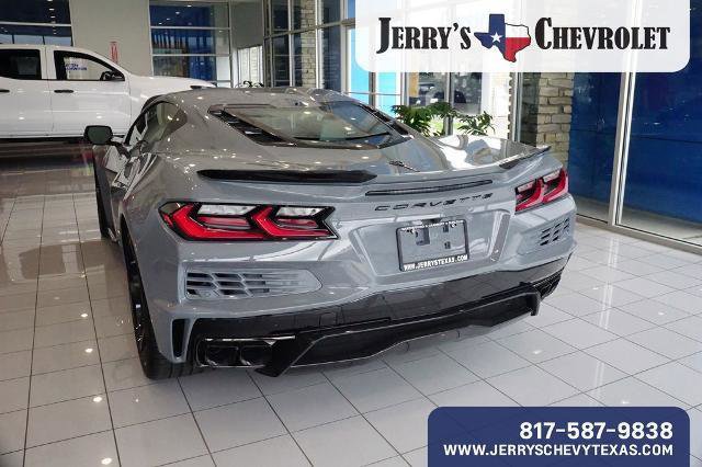 New 2025 Chevrolet Corvette E-Ray w/ Stealth Interior Trim Package AWD/4WD image 4