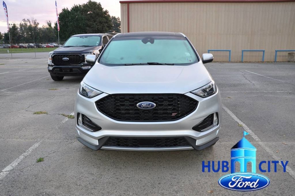 Used 2019 Ford Edge ST image 8