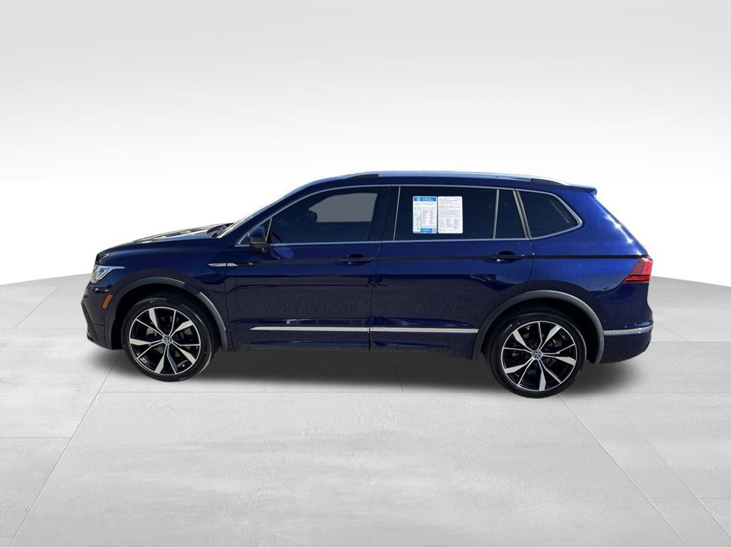 Used 2022 Volkswagen Tiguan SEL R-Line AWD/4WD image 4