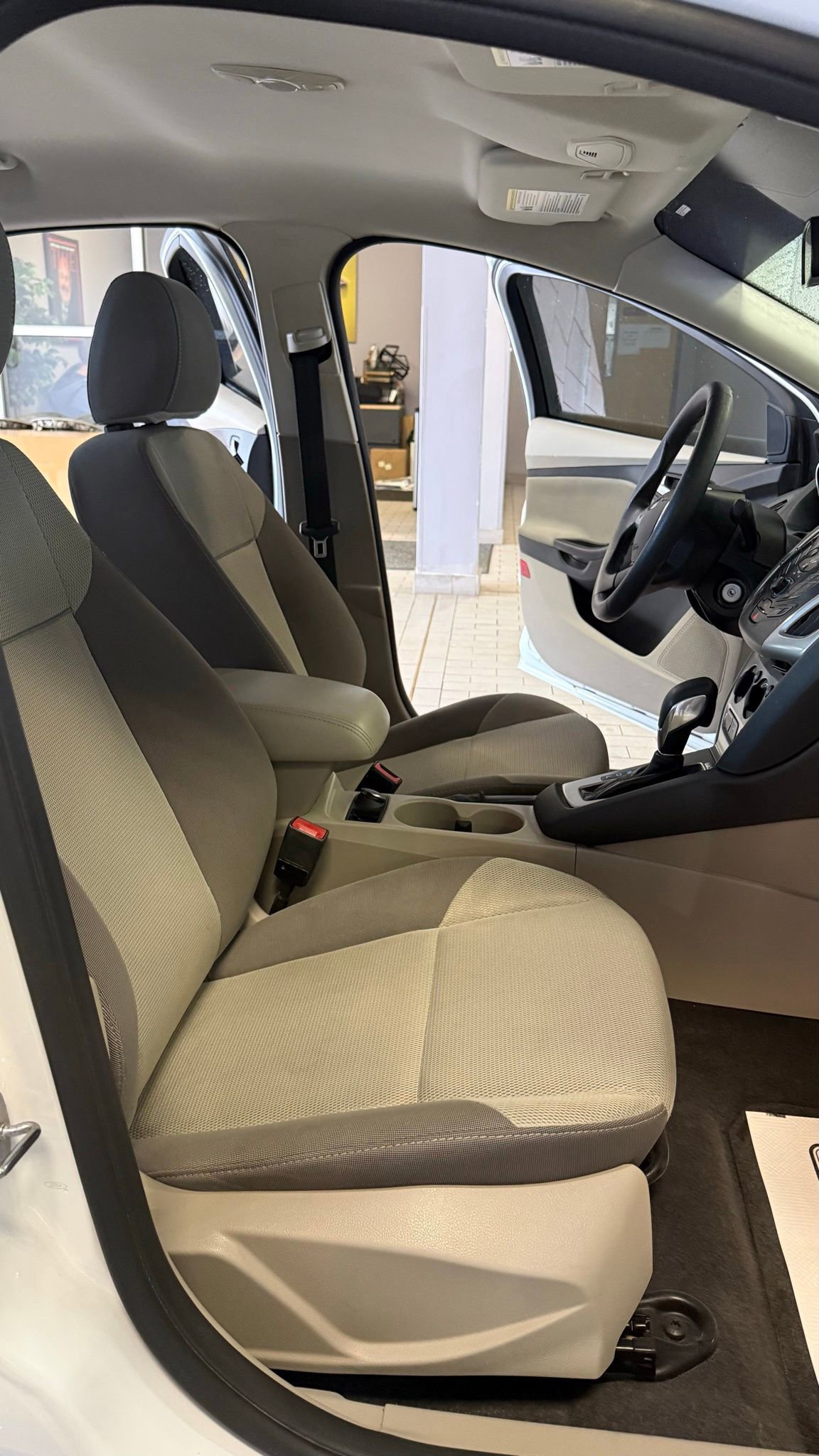 Used 2014 Ford Focus SE image 17