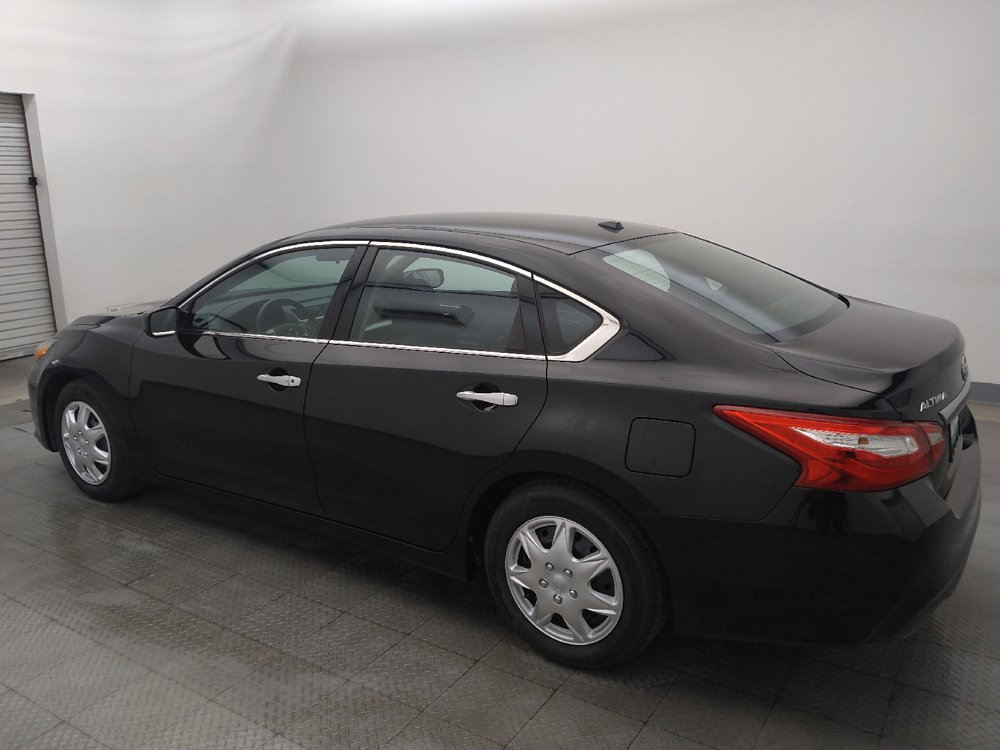 Used 2017 Nissan Altima 2.5 SV FWD image 3