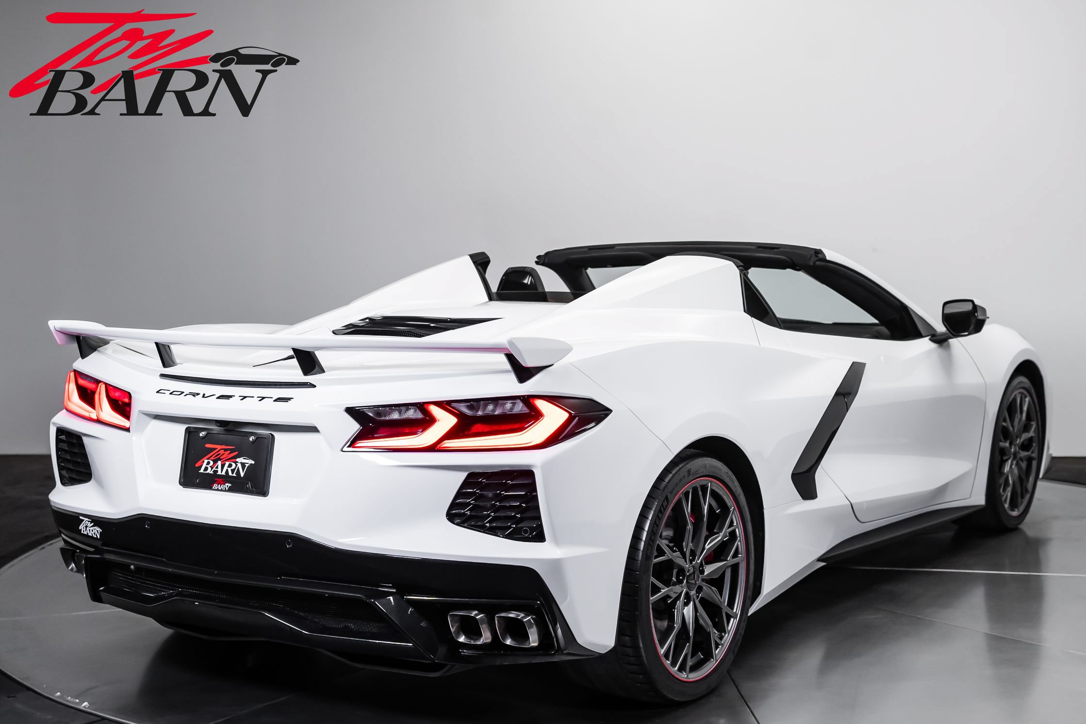 Used 2025 Chevrolet Corvette Stingray Preferred Conv w/ Z51 Performance Package RWD image 5
