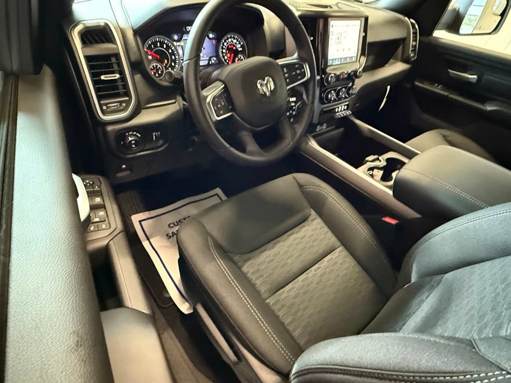New 2026 RAM 1500 Express AWD/4WD image 18