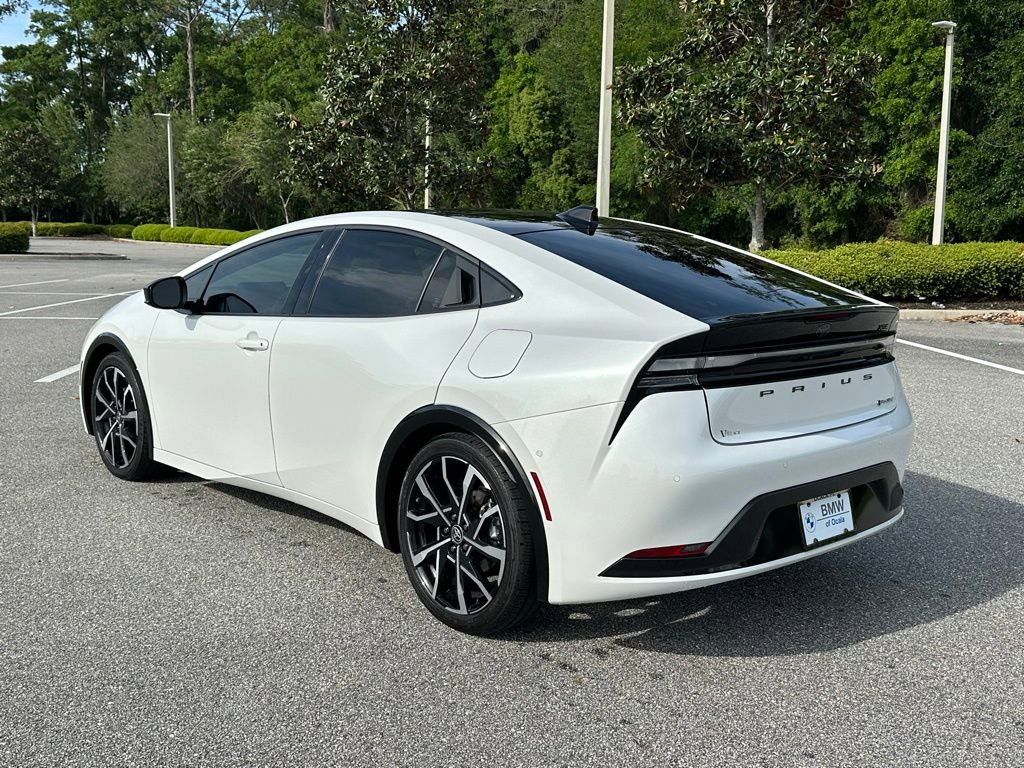 Used 2026 Toyota Prius Plug-In Hybrid w/ Limited Premium Package image 3