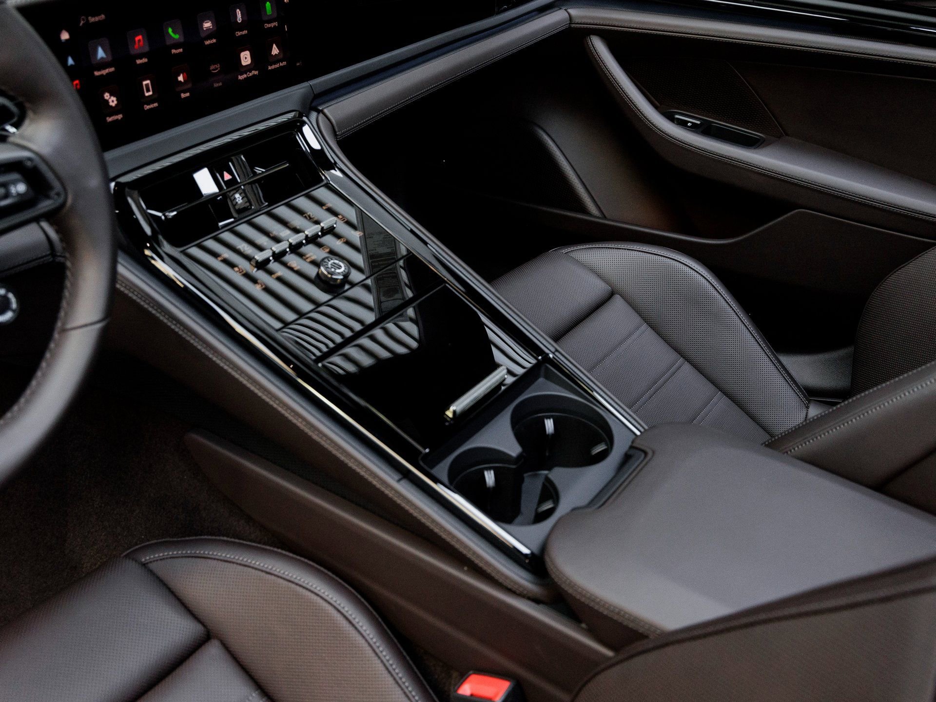 New 2026 Porsche Panamera Turbo AWD/4WD image 26