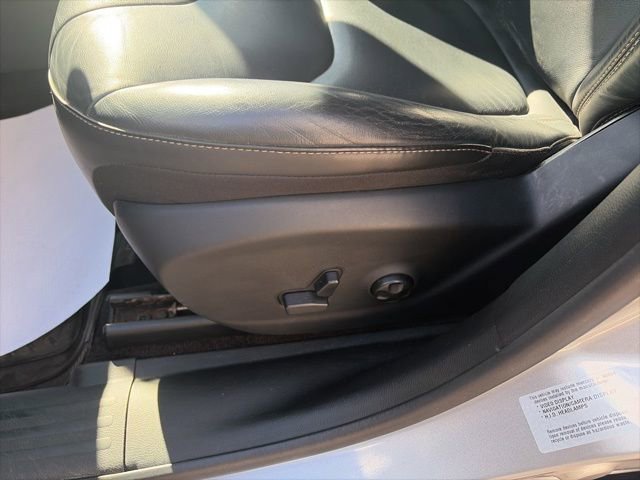 Used 2017 Jeep Cherokee Limited image 10
