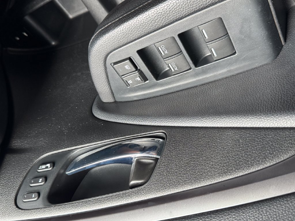 Used 2022 Honda Pilot Special Edition image 32