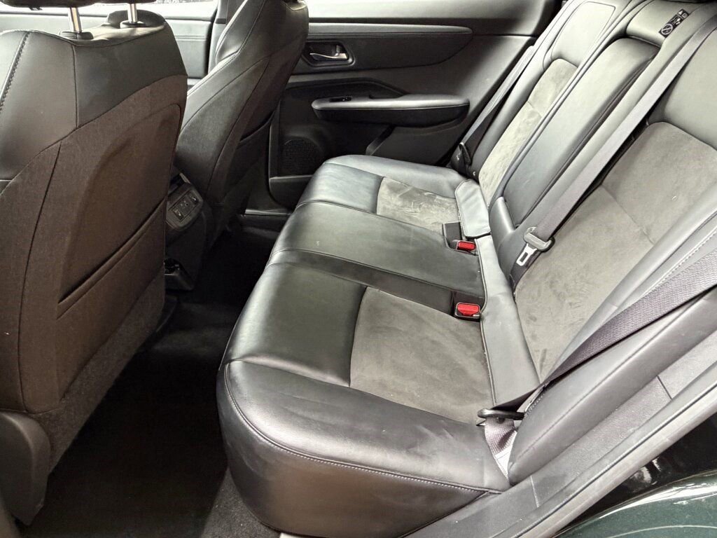 Certified 2024 Nissan Ariya FWD image 13