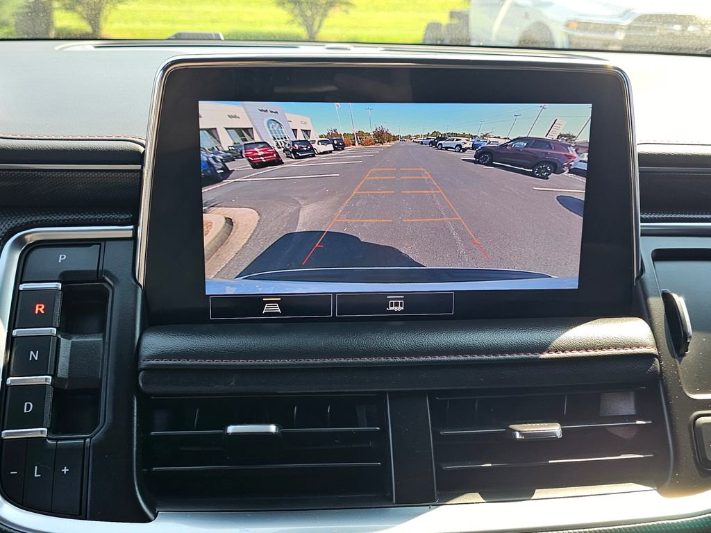 Used 2021 Chevrolet Suburban RST image 23