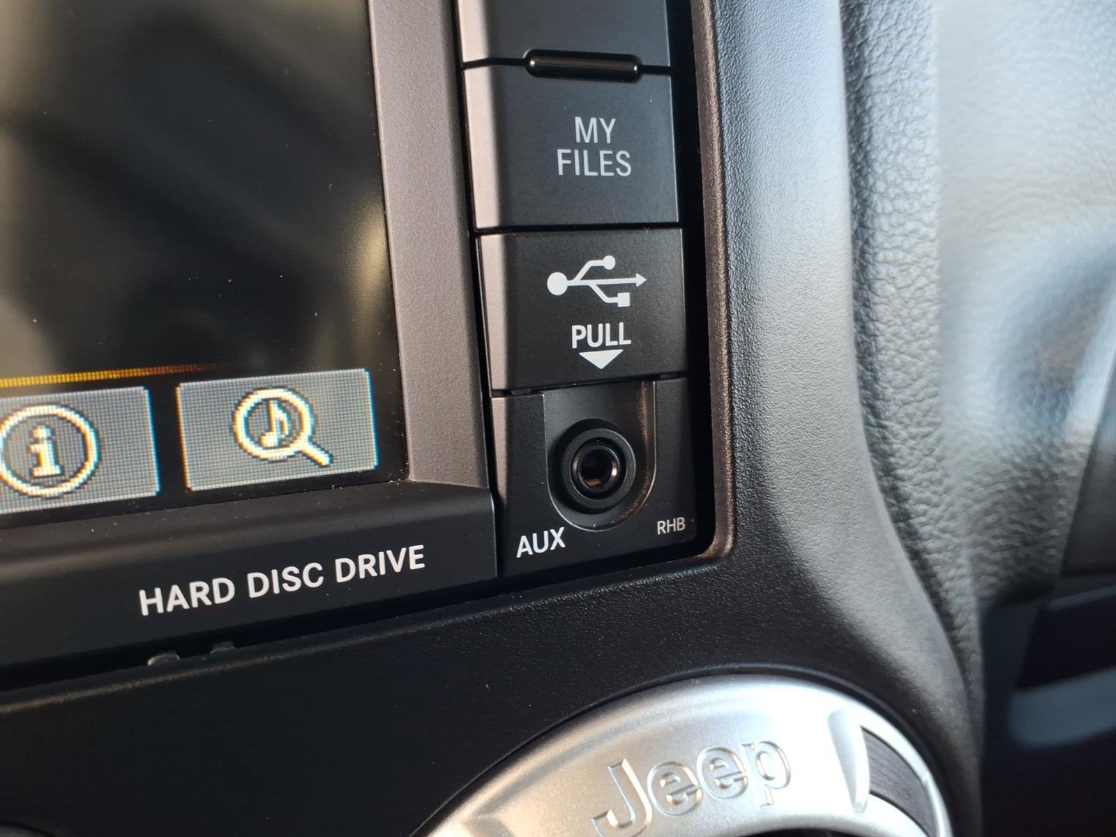 Used 2012 Jeep Wrangler Rubicon w/ Dual Top Group image 15