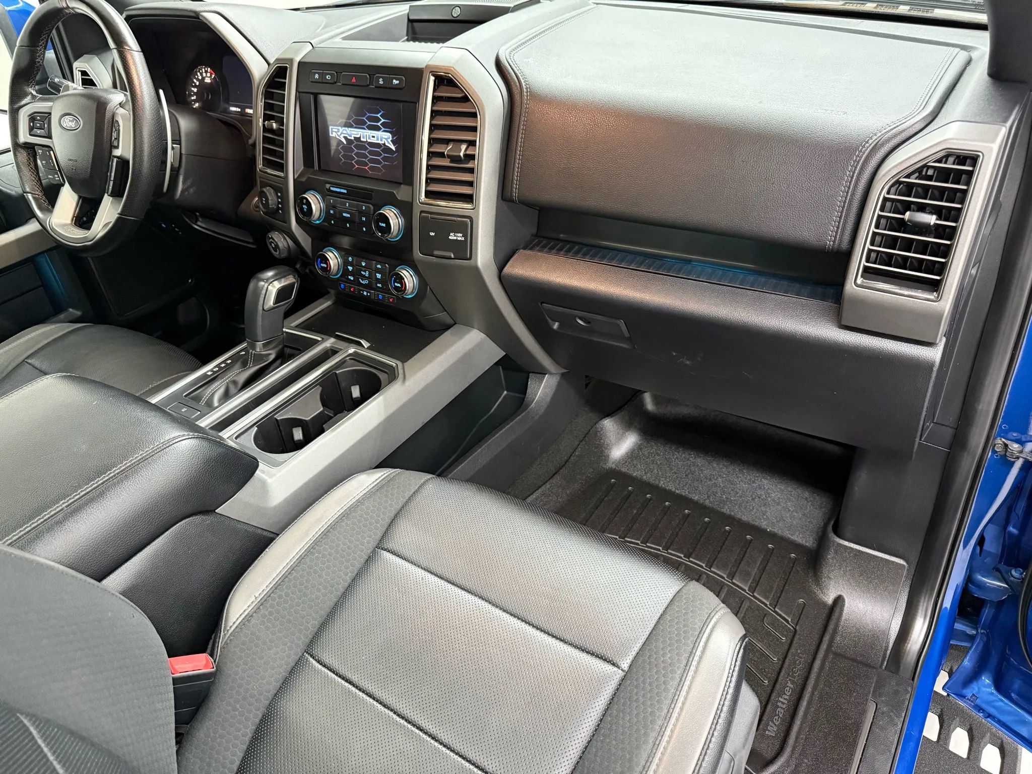 Used 2018 Ford F150 Raptor w/ Equipment Group 802A Luxury AWD/4WD image 18