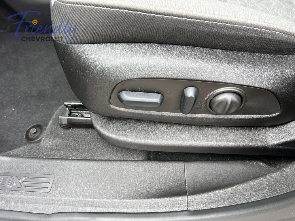 Certified 2023 Chevrolet Equinox LS w/ LS Convenience Package AWD/4WD image 18