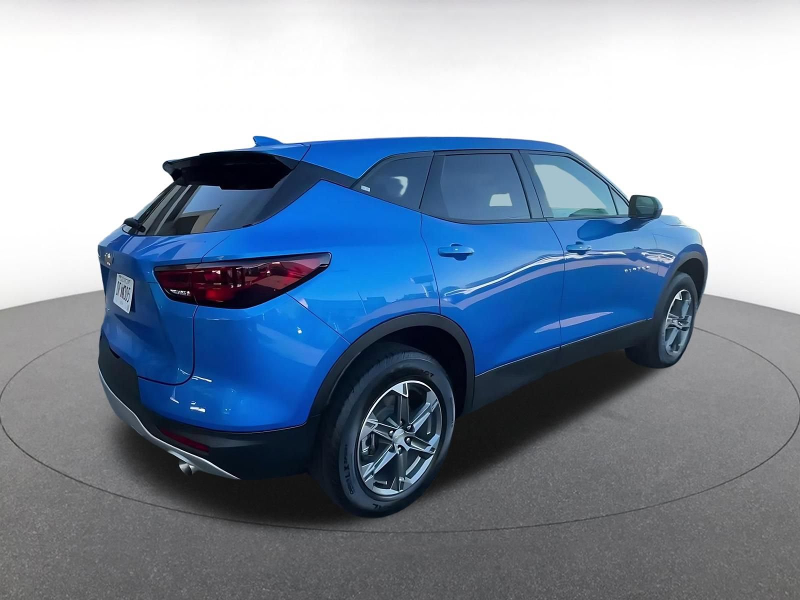 Used 2026 Chevrolet Blazer LT FWD image 13