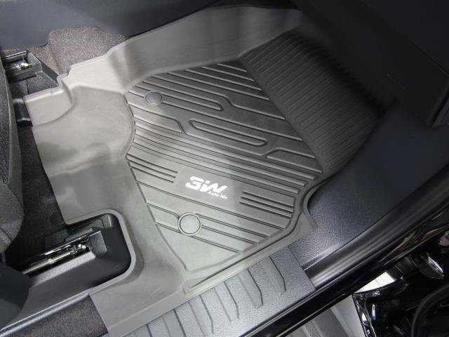 Used 2026 Ford F150 XLT w/ Equipment Group 302A MID AWD/4WD image 13