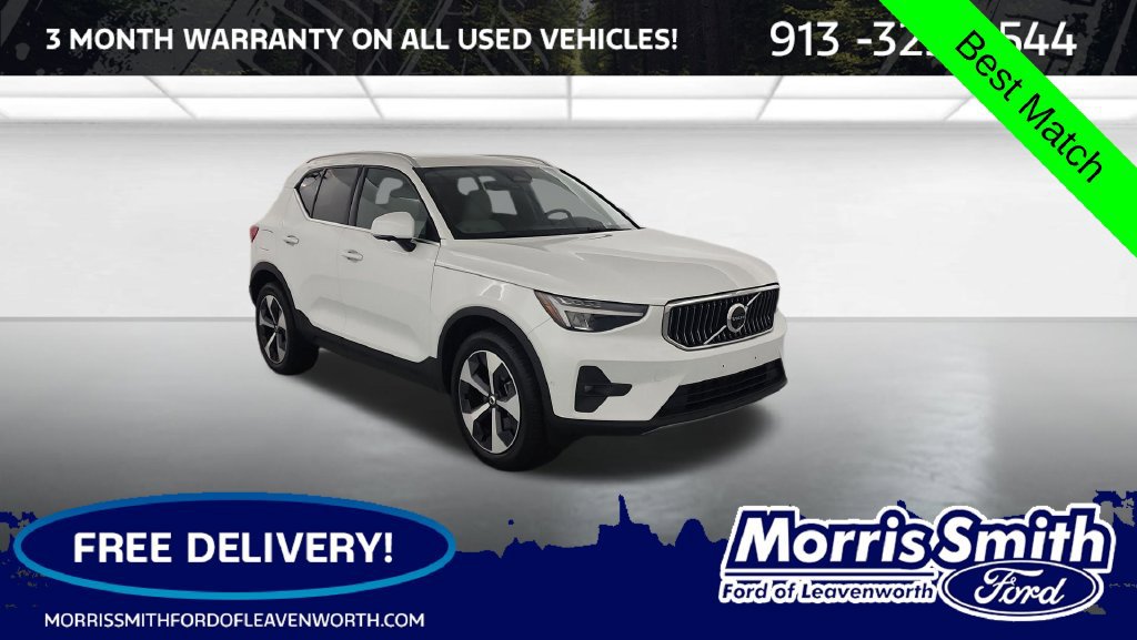 Used 2024 Volvo XC40 B5 Plus AWD/4WD image 1