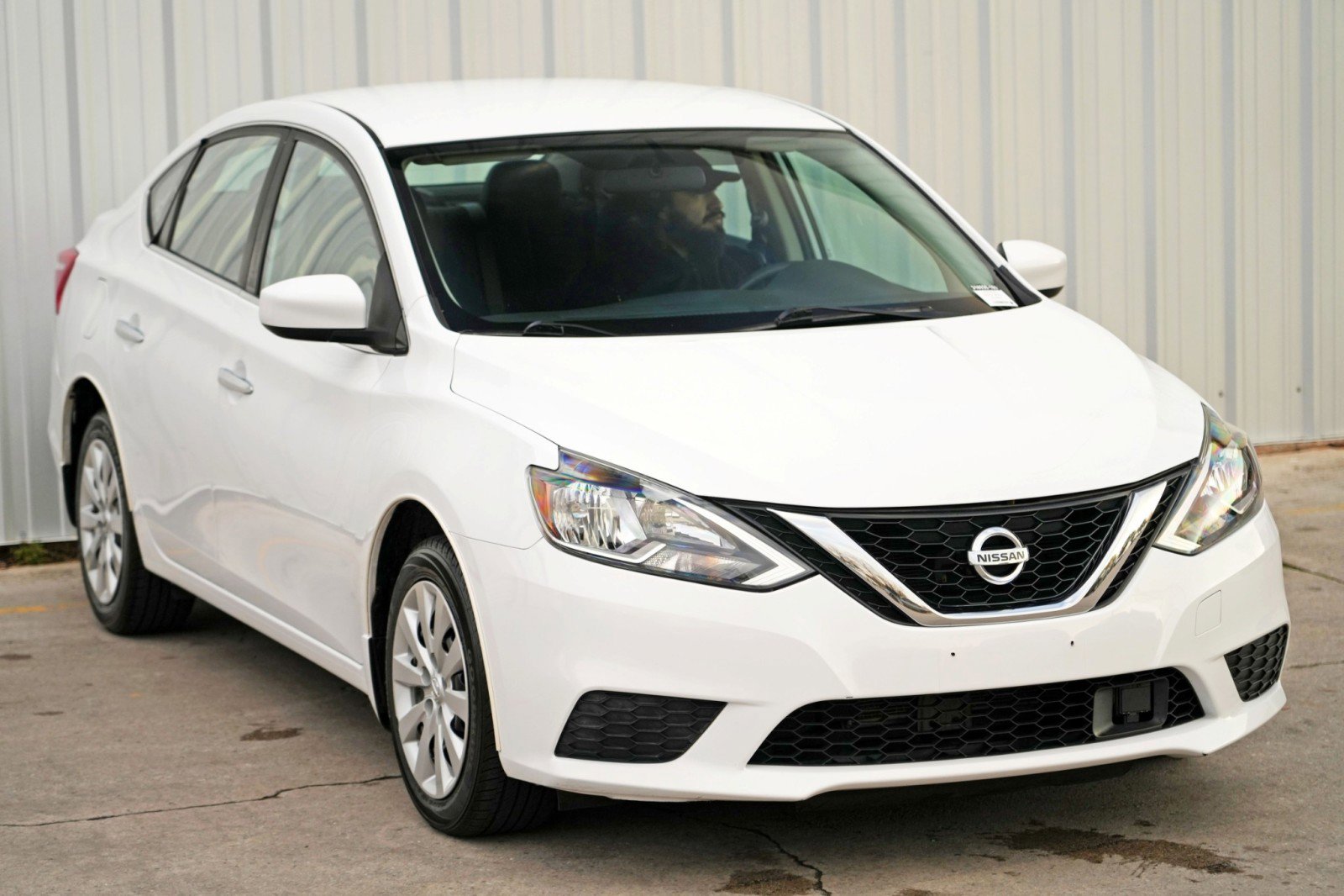 Used 2018 Nissan Sentra S image 48