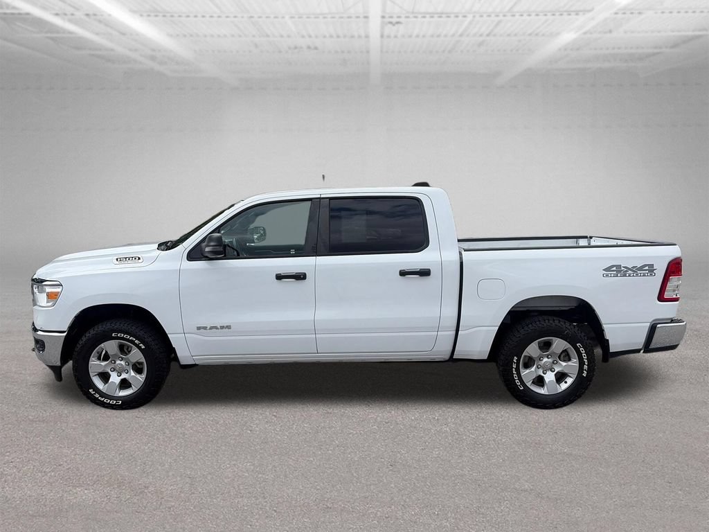 Used 2023 RAM 1500 Big Horn AWD/4WD image 3
