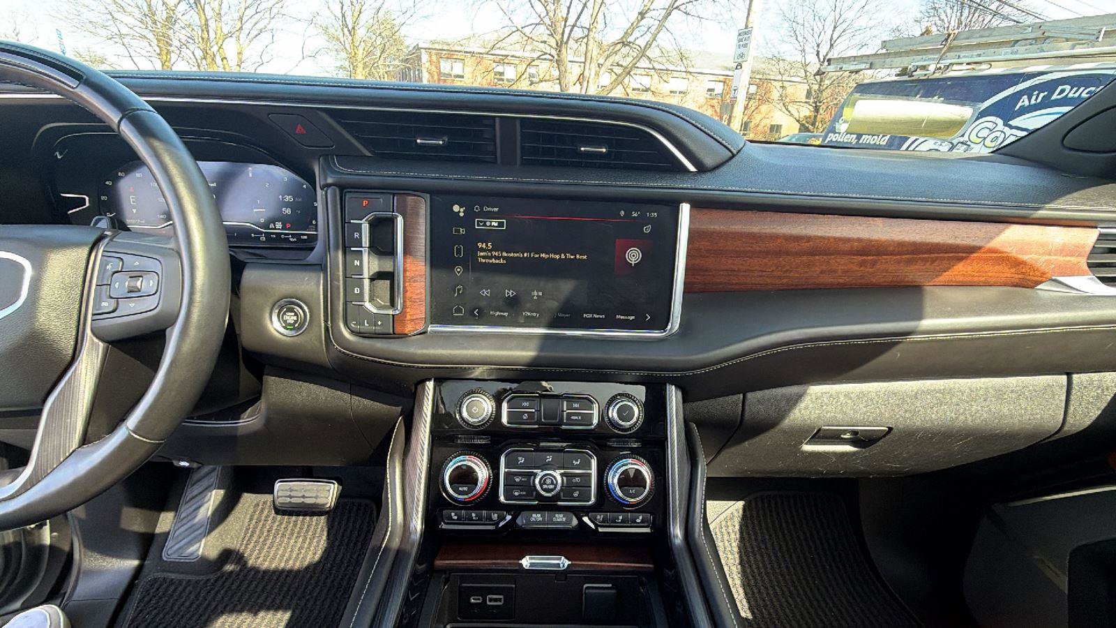 Used 2023 GMC Yukon Denali Ultimate image 20