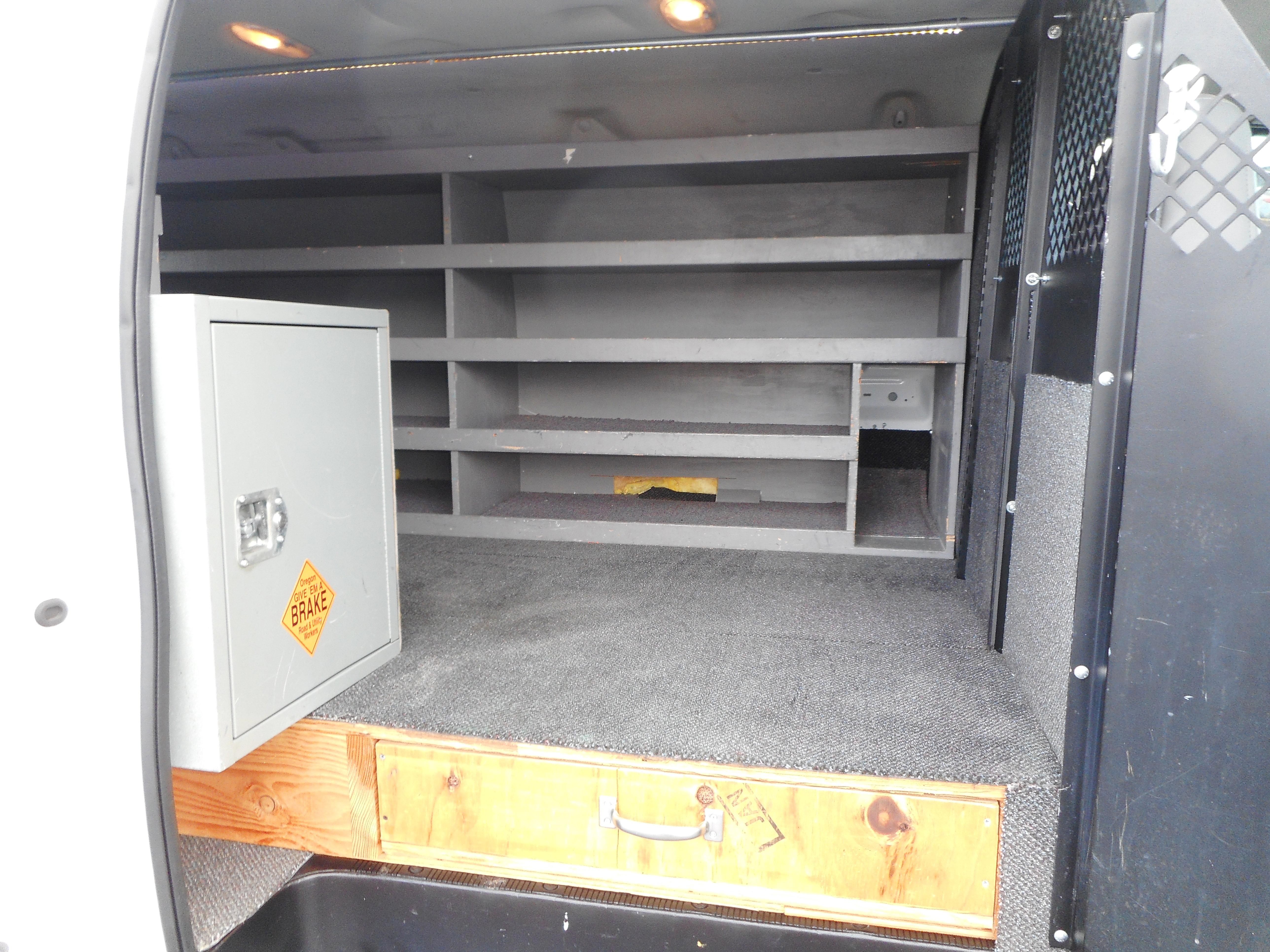 Used 2006 Ford E-250 and Econoline 250 RWD image 20