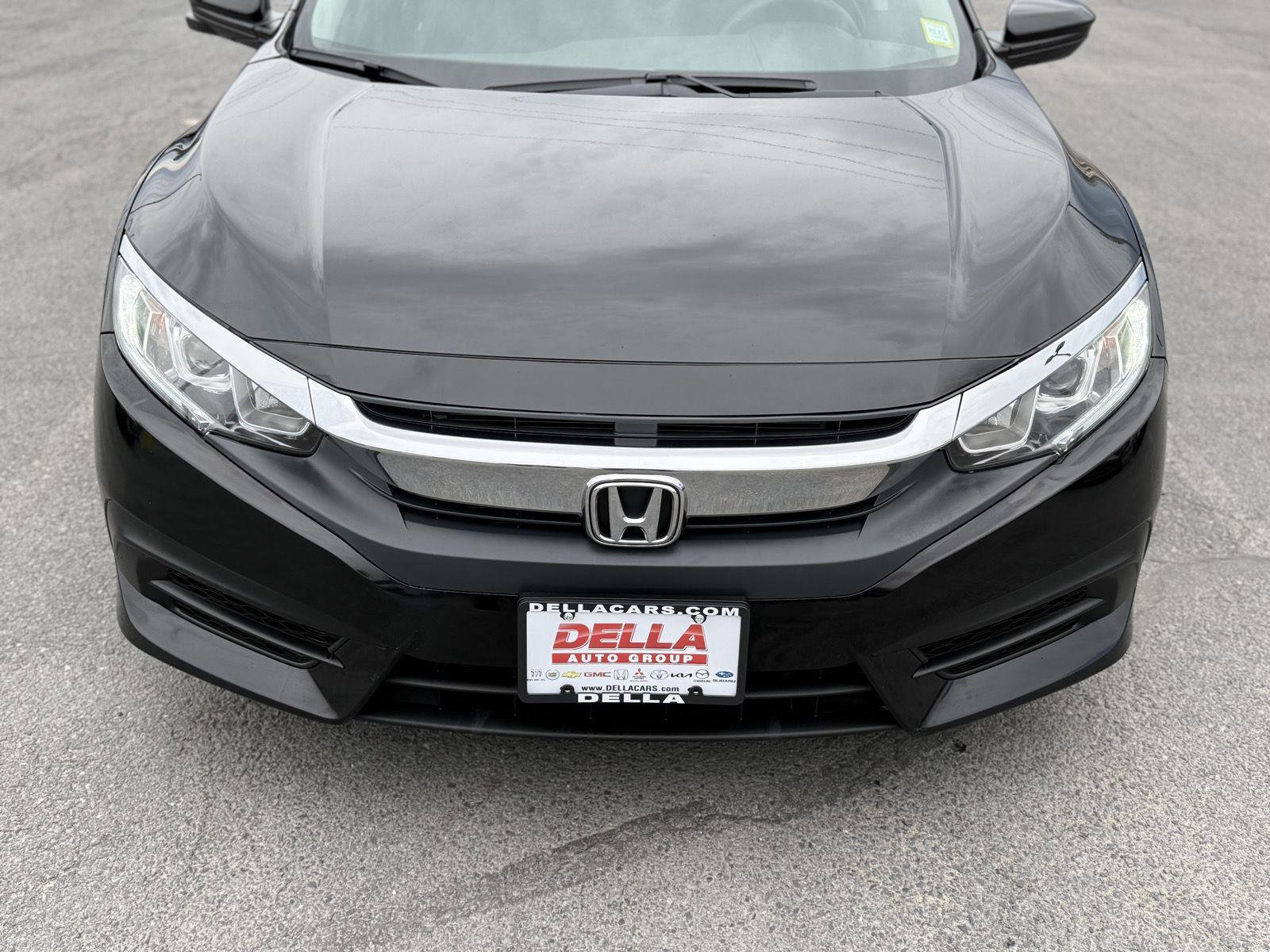 Used 2018 Honda Civic EX image 2