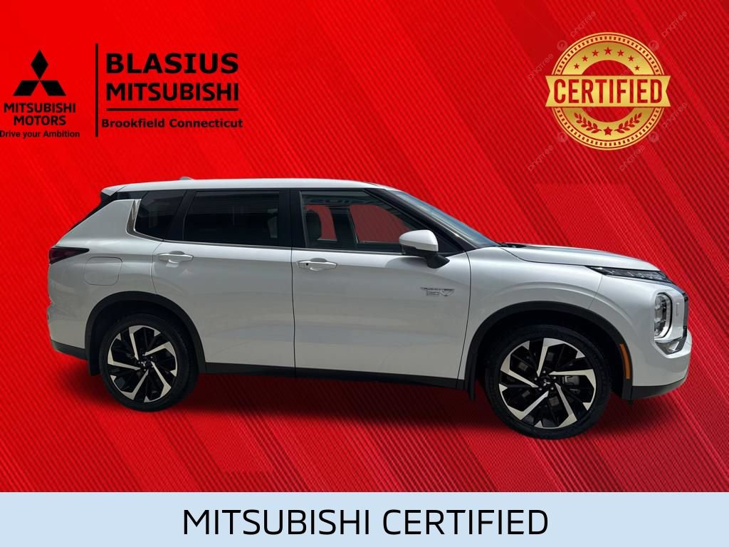 Used 2023 Mitsubishi Outlander 4WD Plug-In Hybrid image 5