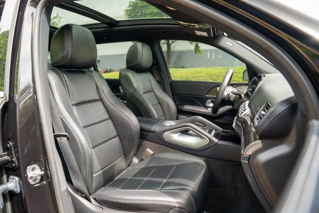 Used 2021 Mercedes-Benz GLS 450 4MATIC image 43
