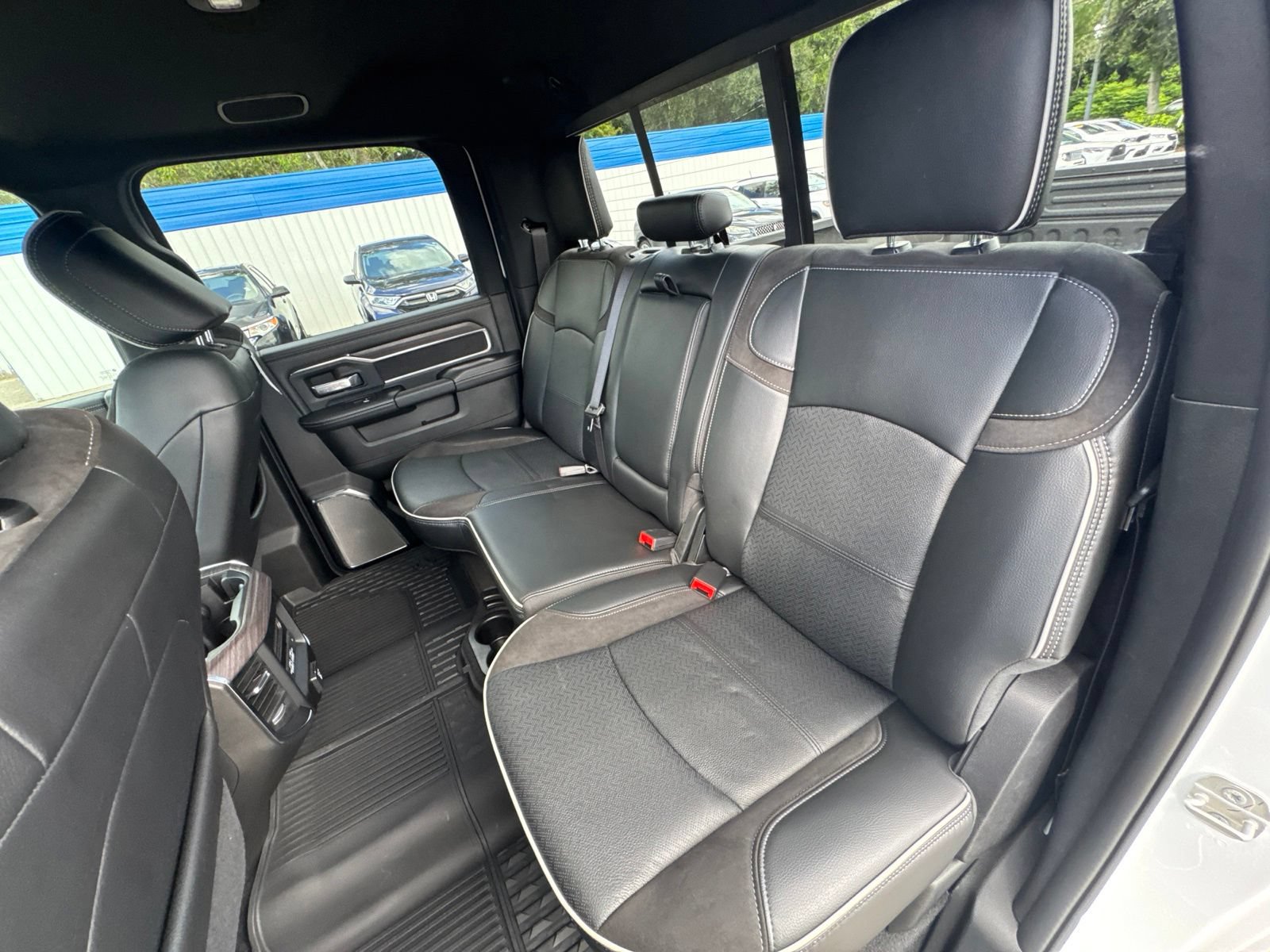Used 2026 RAM 3500 Laramie AWD/4WD image 27