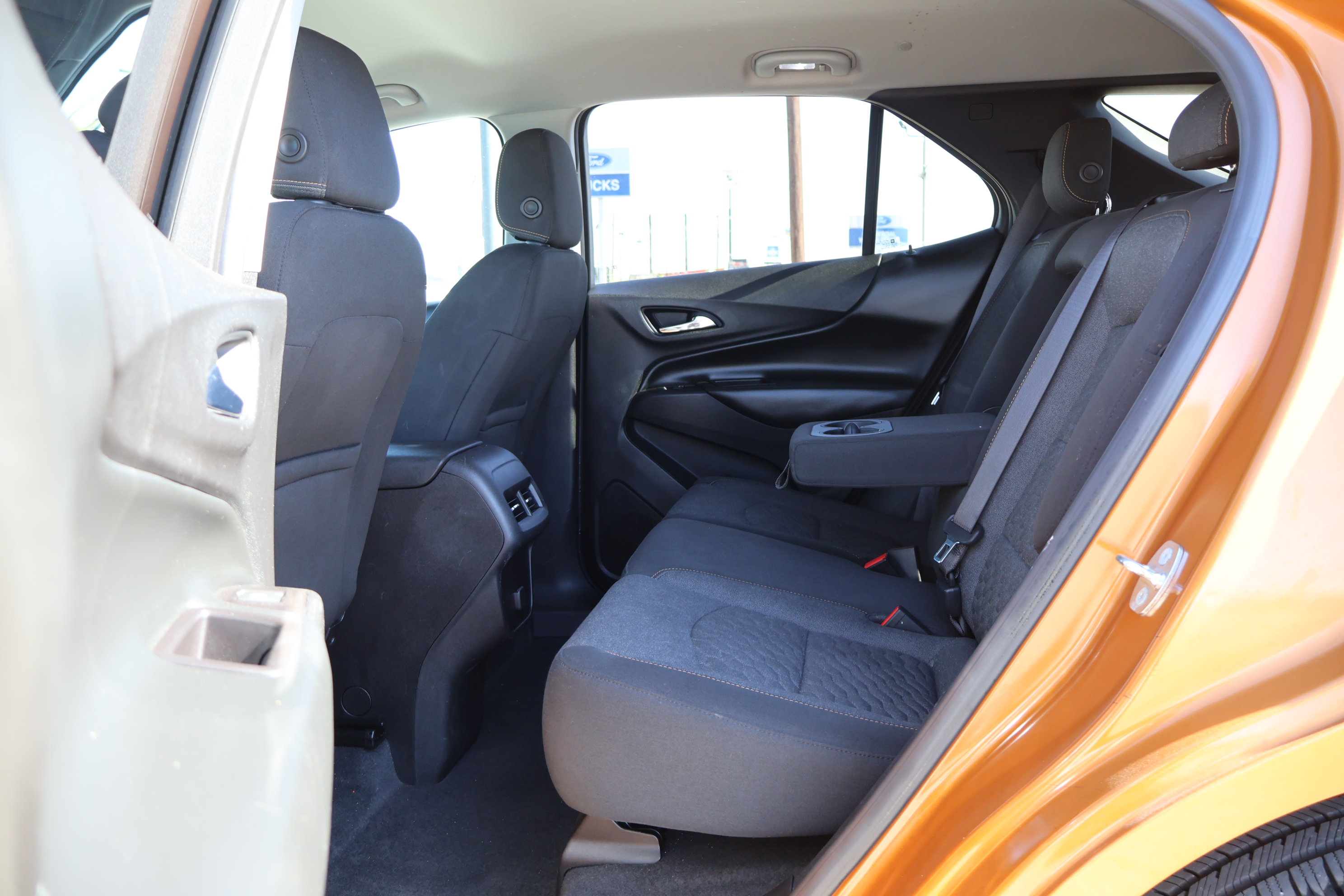 Used 2018 Chevrolet Equinox LT image 30