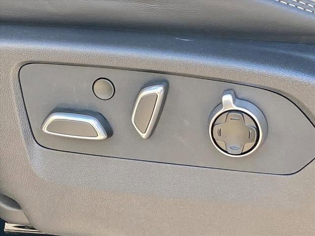 New 2026 GMC Sierra 2500 AT4X w/ LPO, Black Badging Package image 20
