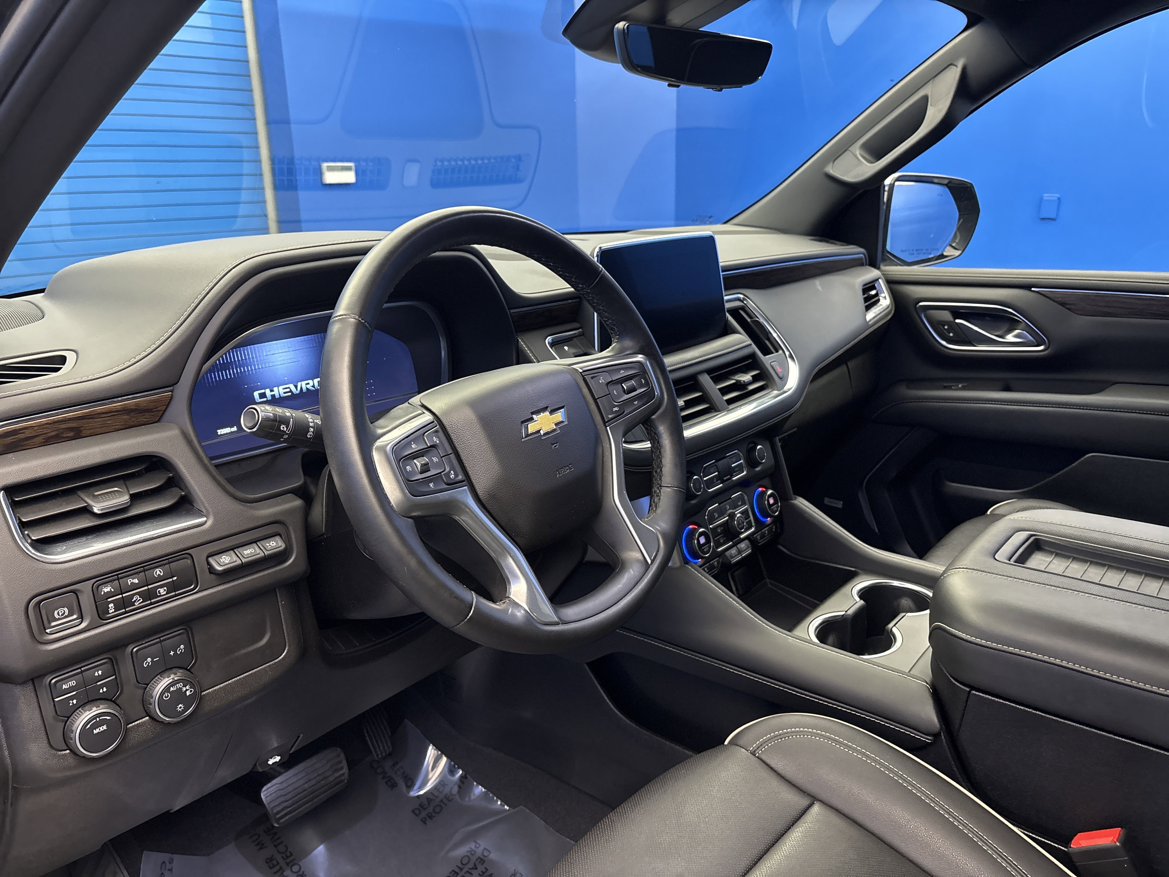 Used 2023 Chevrolet Tahoe Premier image 11