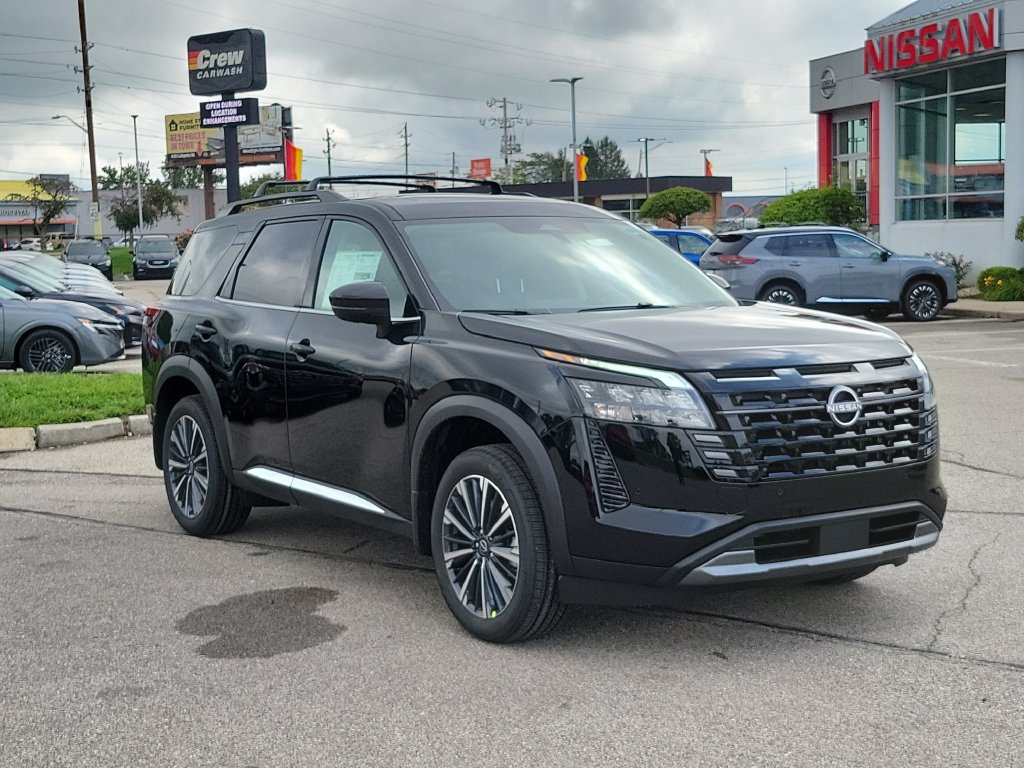 New 2026 Nissan Pathfinder Platinum AWD/4WD image 4
