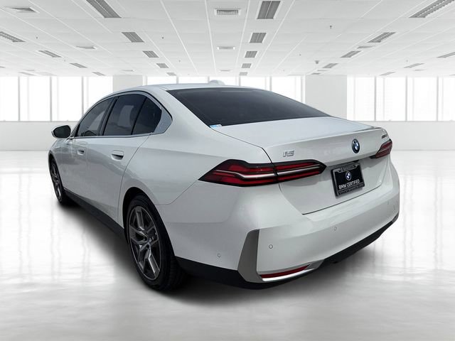 Certified 2024 BMW i5 eDrive40i w/ Premium Package image 5