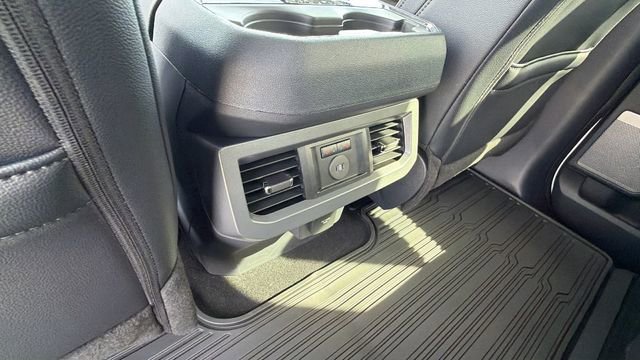 New 2026 Ford F350 Lariat w/ Black Appearance Package image 19