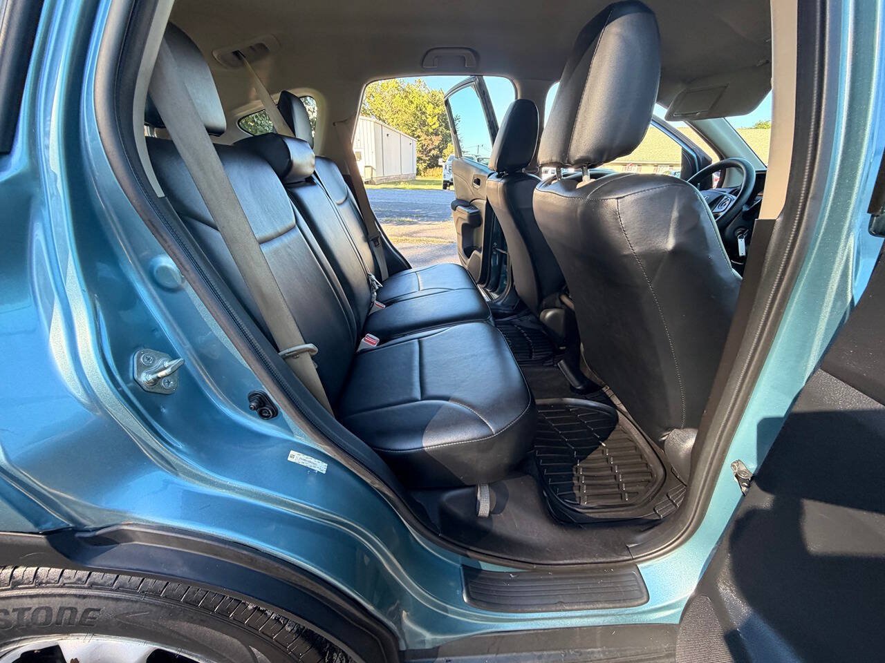 Used 2015 Honda CR-V LX image 18