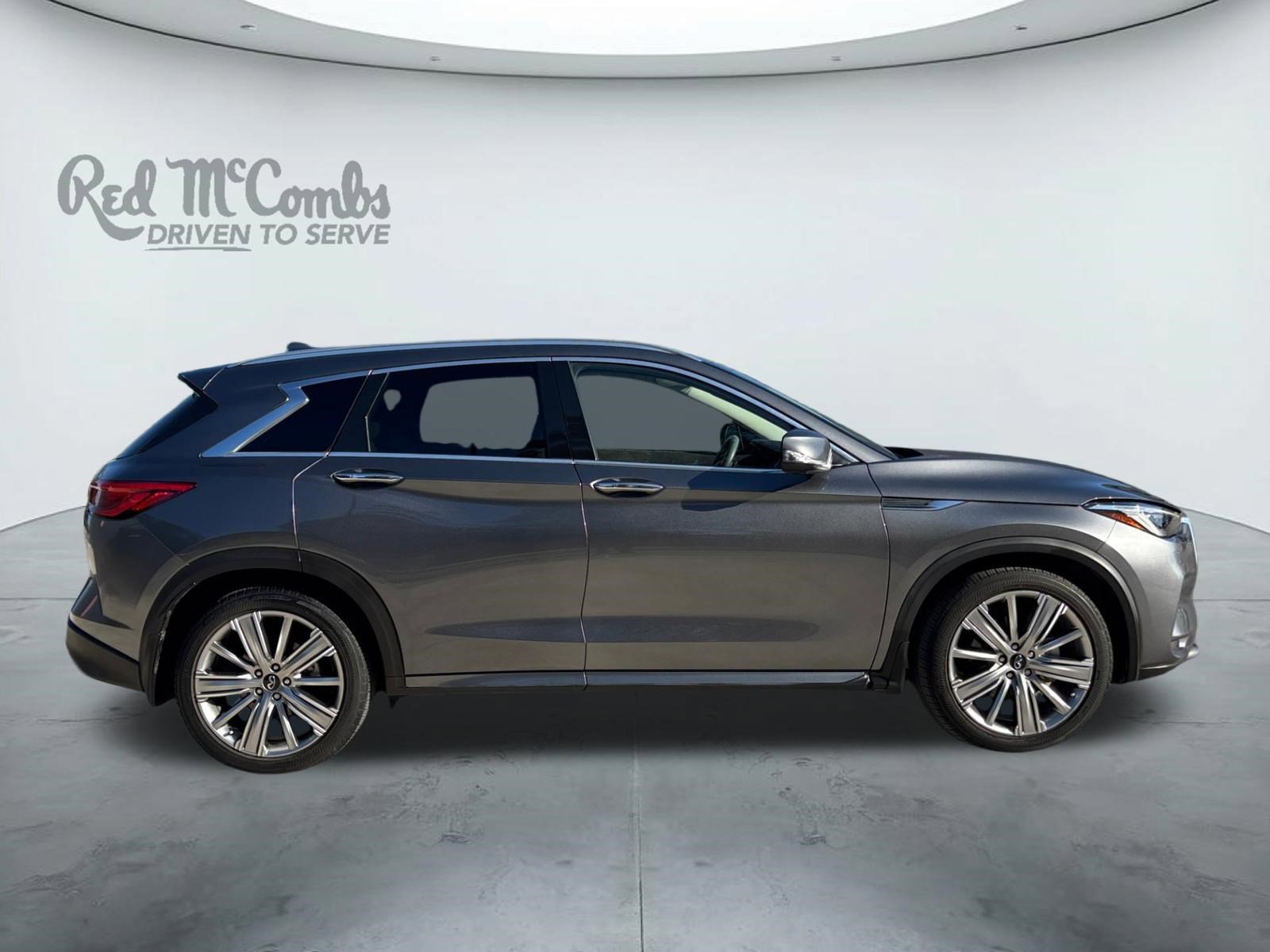 Used 2023 INFINITI QX50 Sensory image 6