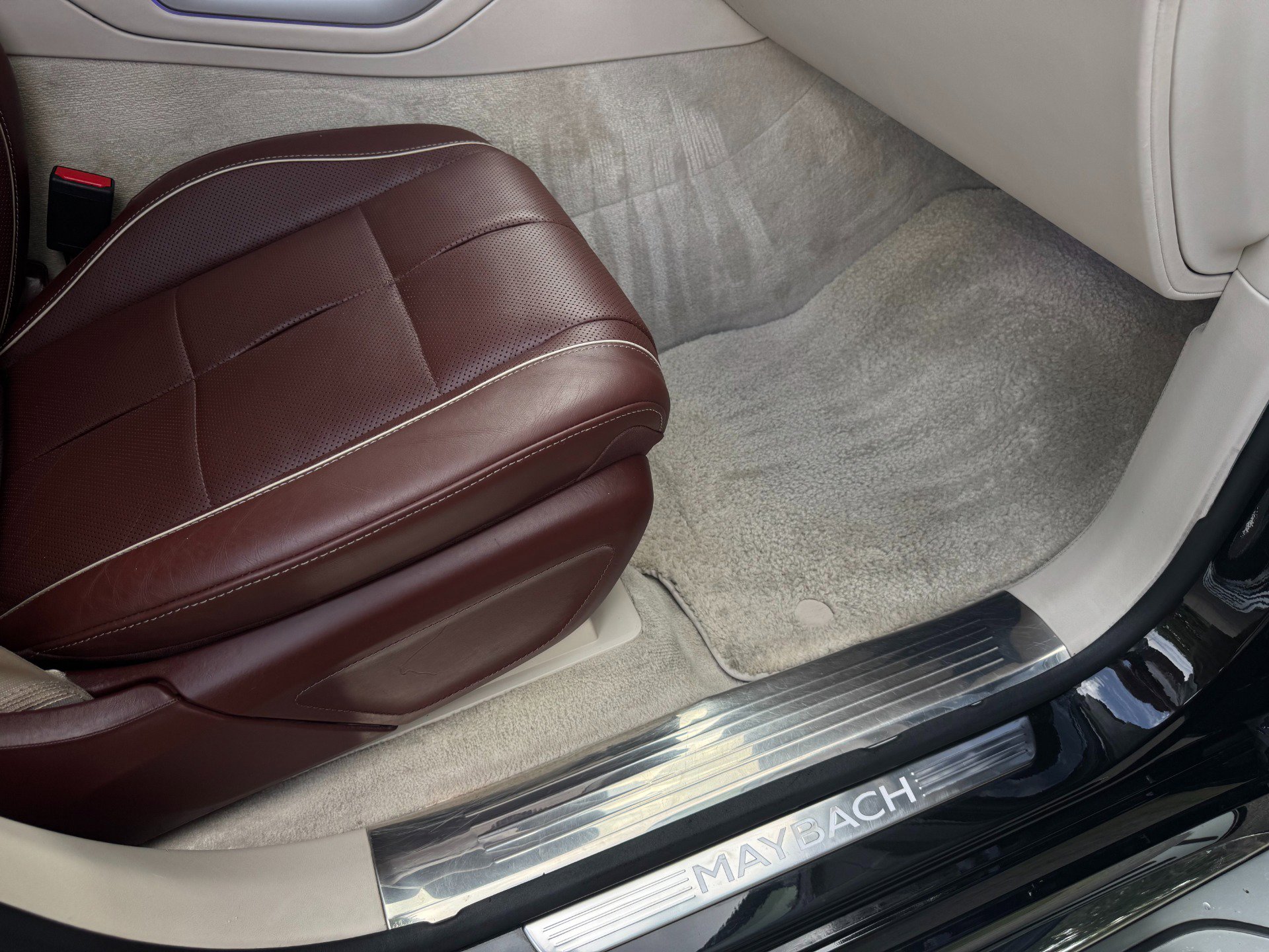 Used 2023 Mercedes-Benz Maybach GLS 600 4MATIC image 28