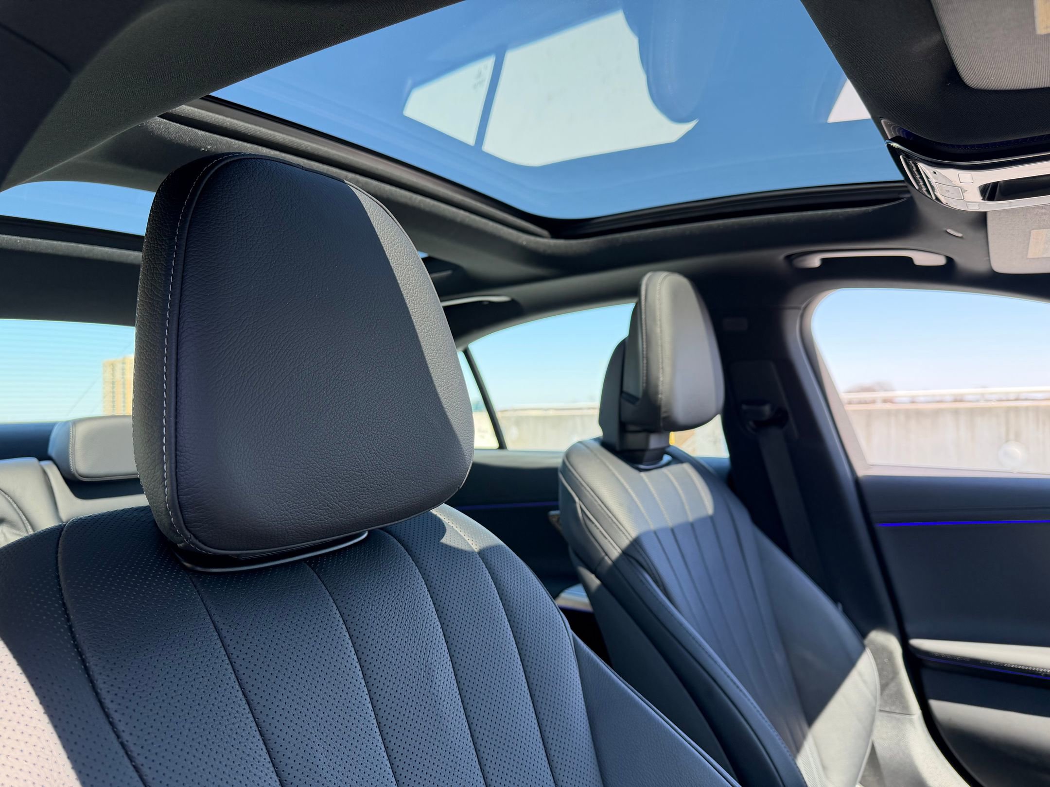 Used 2025 Mercedes-Benz E 350 4MATIC Sedan image 12