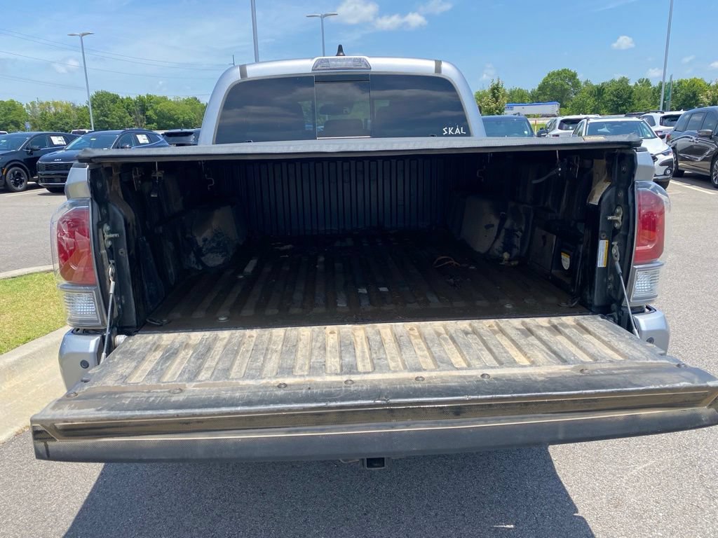 Used 2020 Toyota Tacoma TRD Off-Road w/ Technology Package RWD image 7