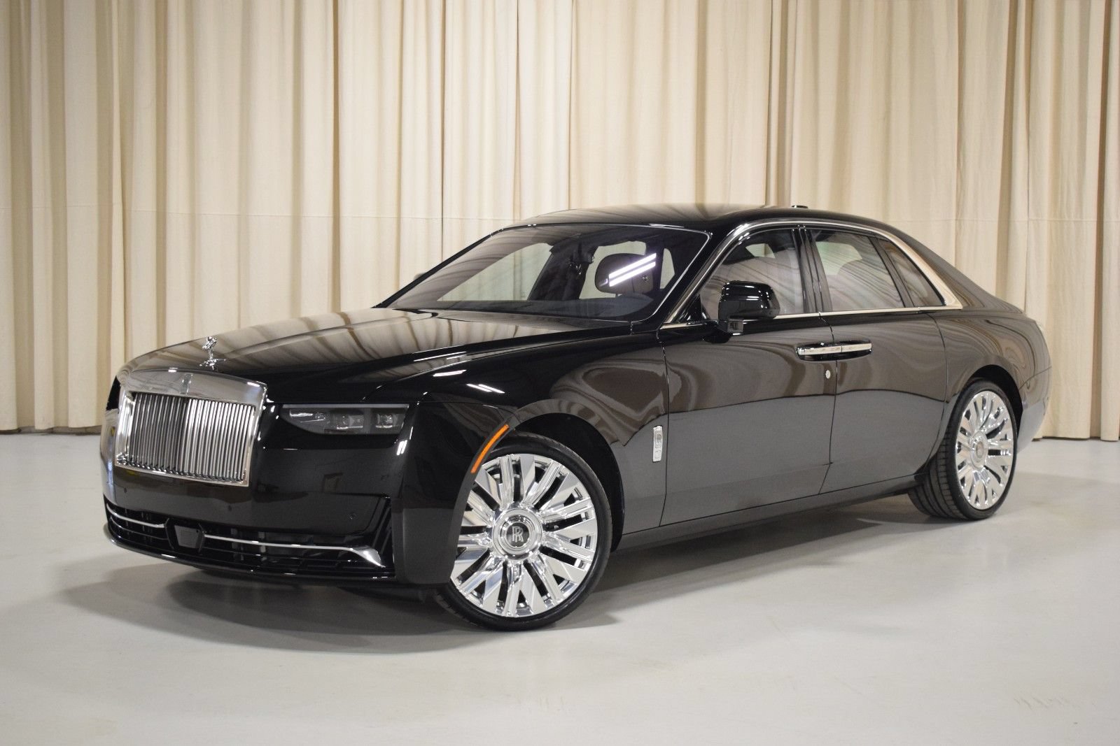 New 2026 Rolls-Royce Ghost AWD/4WD image 1