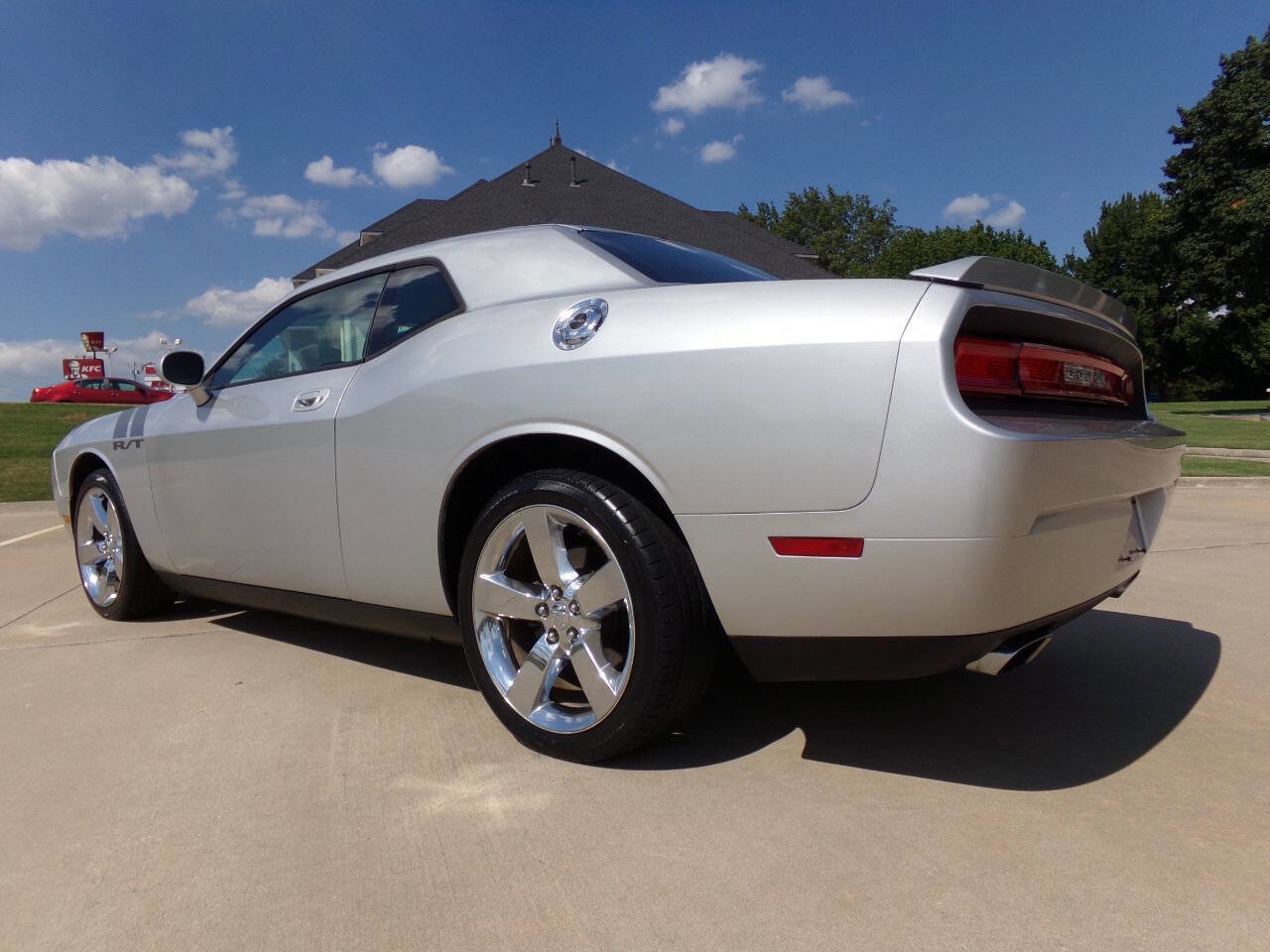 Used 2010 Dodge Challenger R/T w/ Sound Group image 23