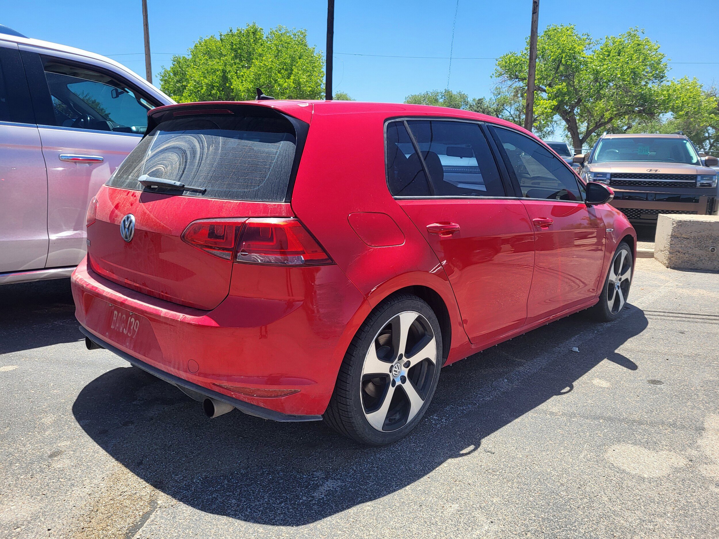 Used 2017 Volkswagen GTI S FWD image 18
