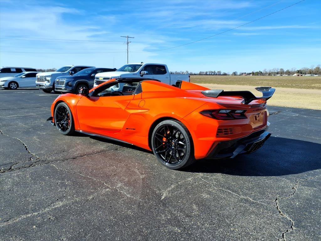 New 2026 Chevrolet Corvette Z06 w/ Z07 Performance Package image 3