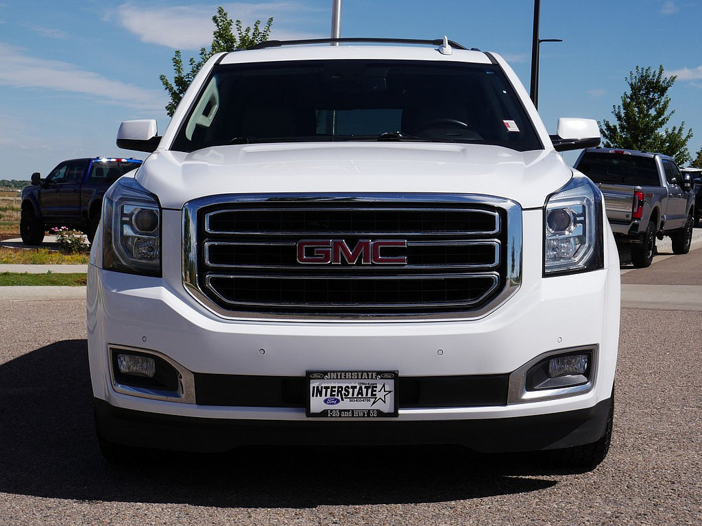 Used 2019 GMC Yukon XL SLT w/ Open Road Package AWD/4WD image 8