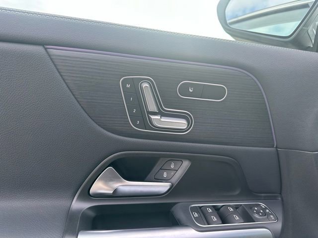 Used 2026 Mercedes-Benz GLA 250 4MATIC image 13