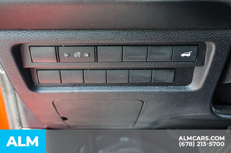 Used 2025 Mitsubishi Outlander SE FWD image 49