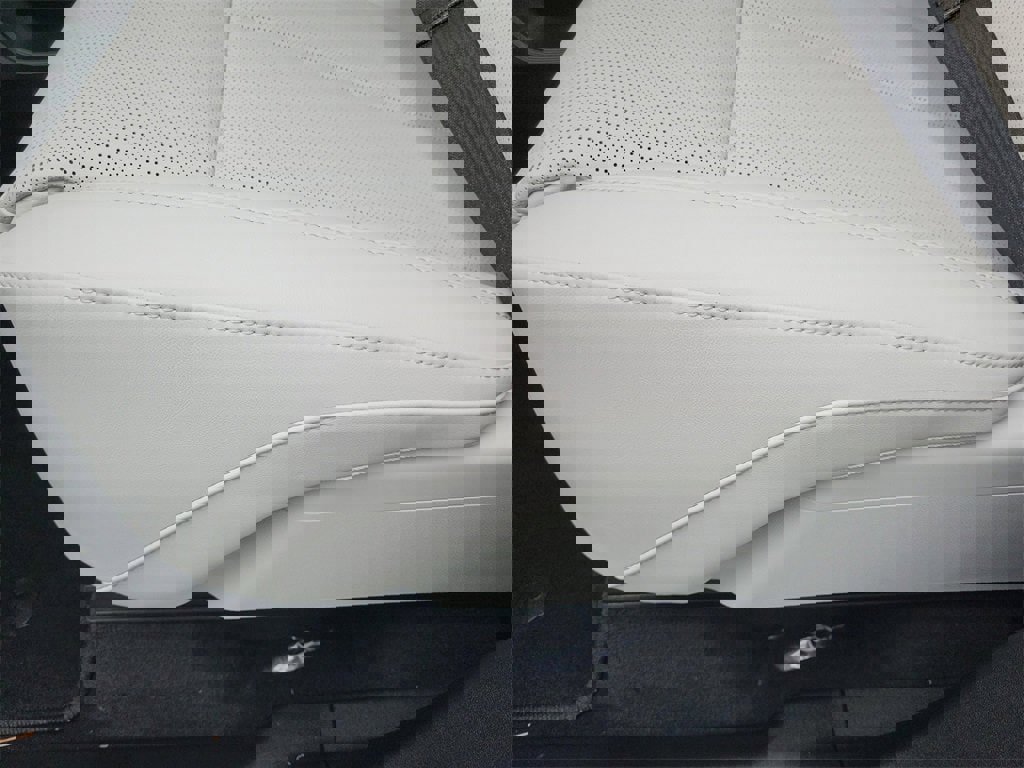 New 2026 Cadillac Vistiq Sport image 15